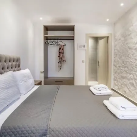 Gkountis * Tsoukaládhes